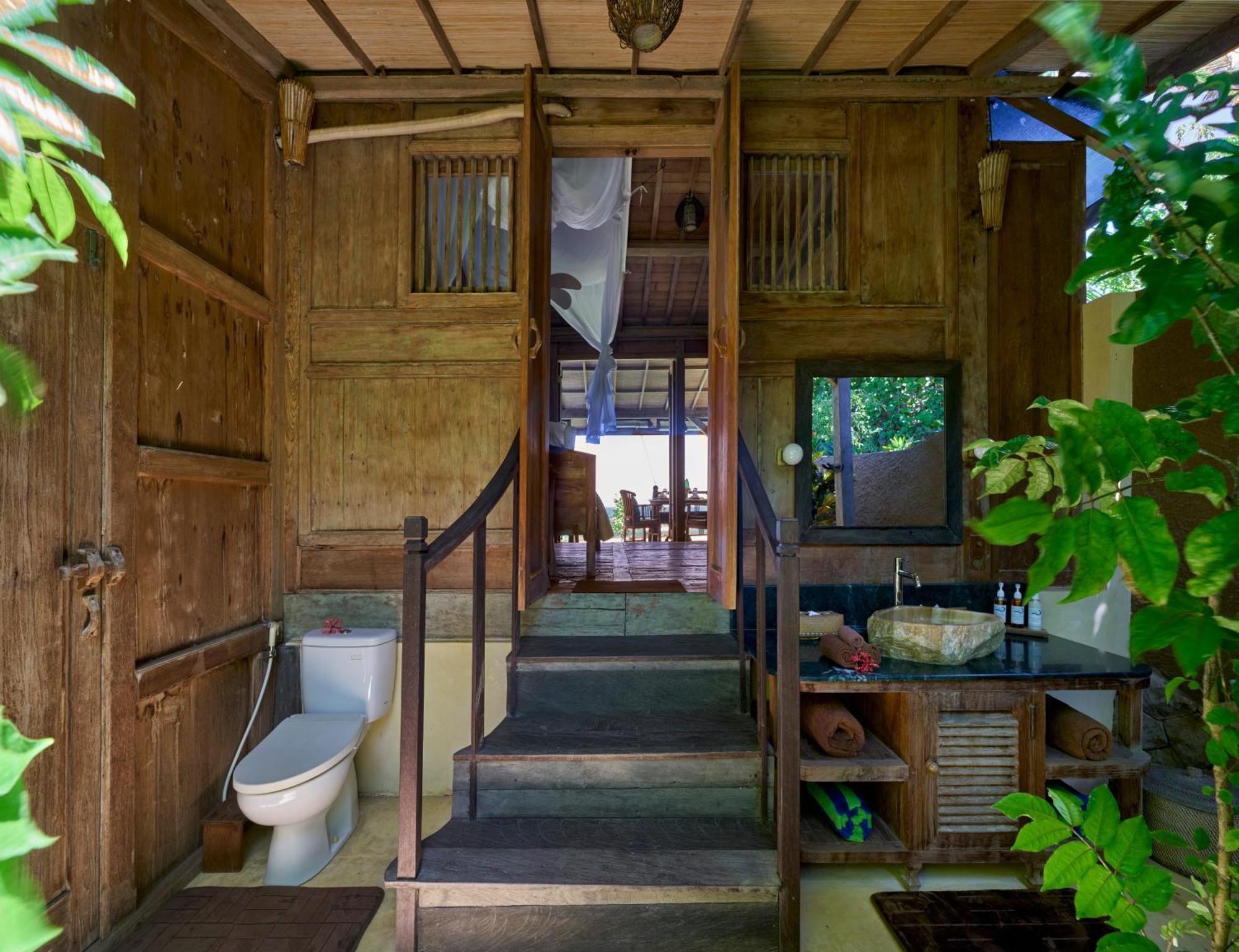 Jasri Bay Hideaway Hotel Exterior photo